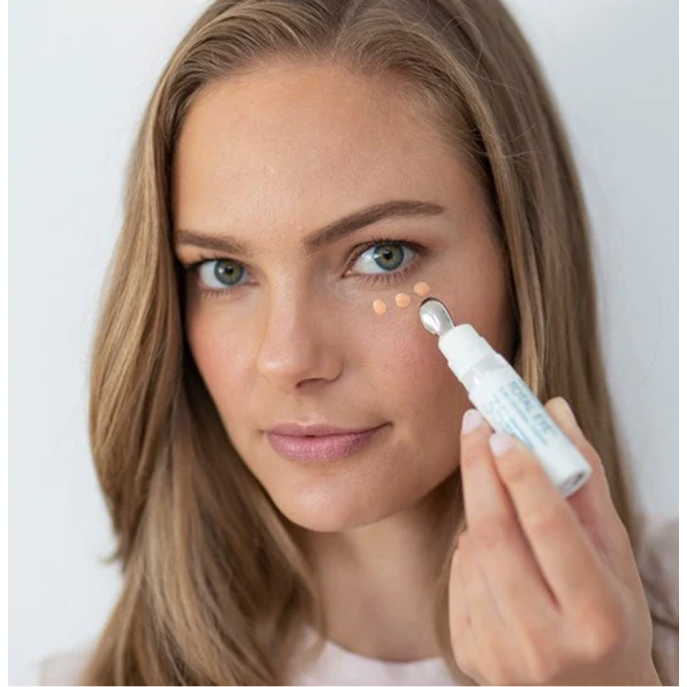 Colorescience Total Eye® 3-in-1 Renewal Therapy SPF35 7ml (2 vnt.)